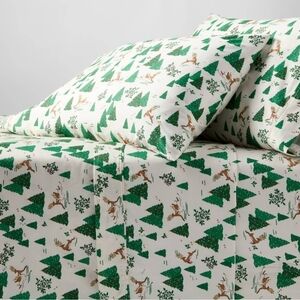 New Queen 400 Thread Count Christmas Holiday Performance Sheet Set Winter Scene
